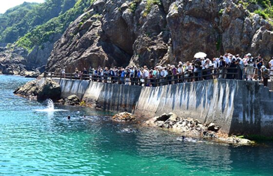 海女素潜り実演場